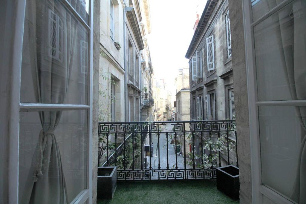 Appartement 2 Chambres En Hyper Centre Avec Balcon Bordeaux Esterno foto