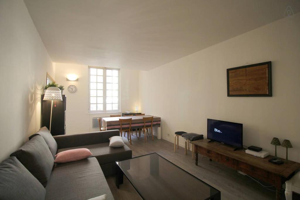 Appartement 2 Chambres En Hyper Centre Avec Balcon Bordeaux Esterno foto
